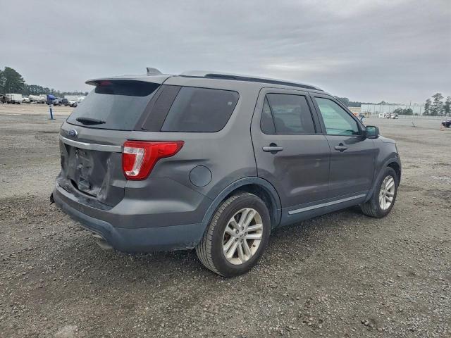 Ford Explorer Xlt Image 2