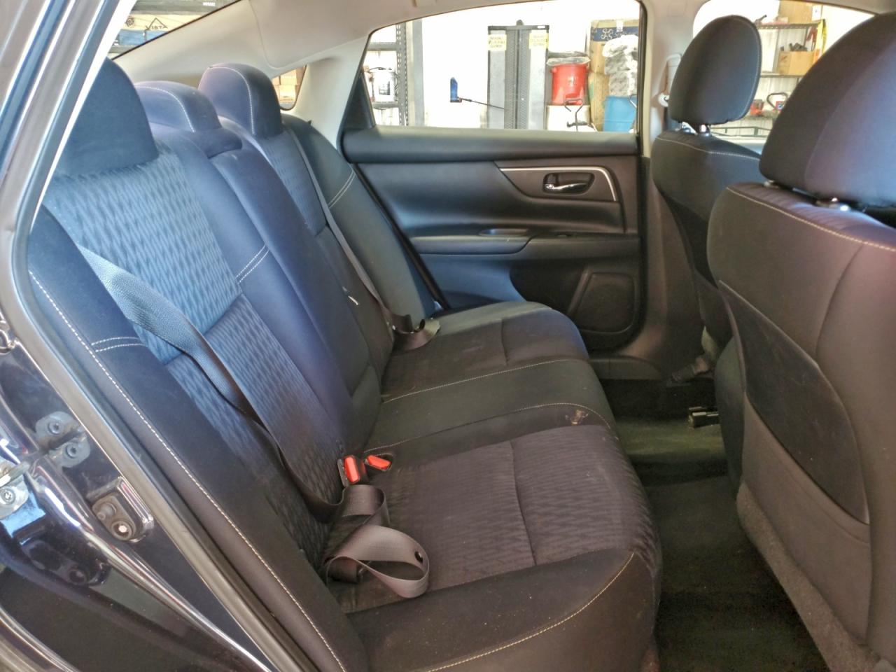 Nissan Altima 2.5 Image 6