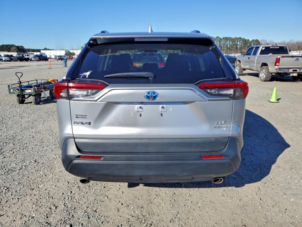Toyota RAV4 Xle Image 11