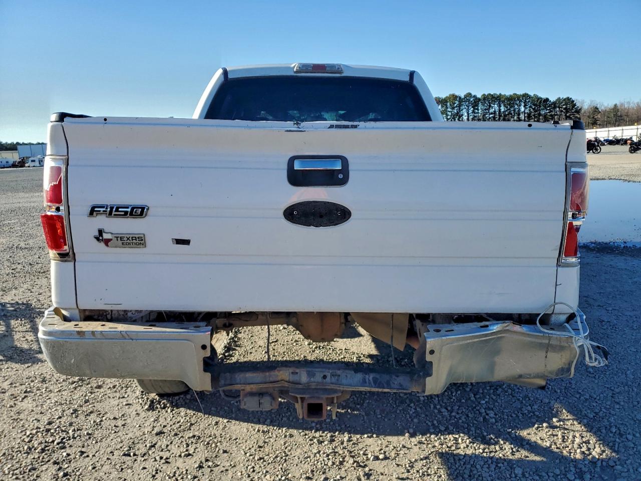 Ford F-150 Supercrew Image 3