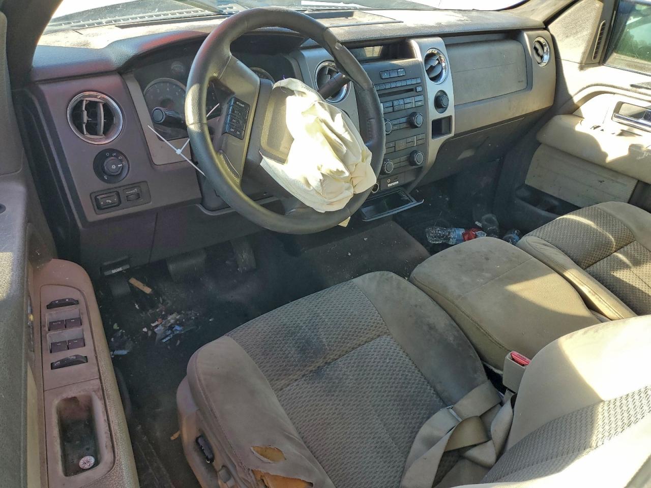 Ford F-150 Supercrew Image 4