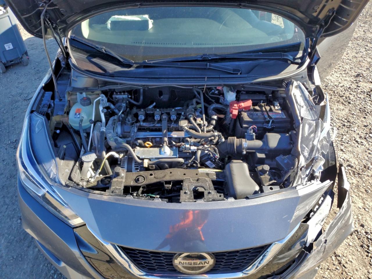 Nissan Versa S Image 8