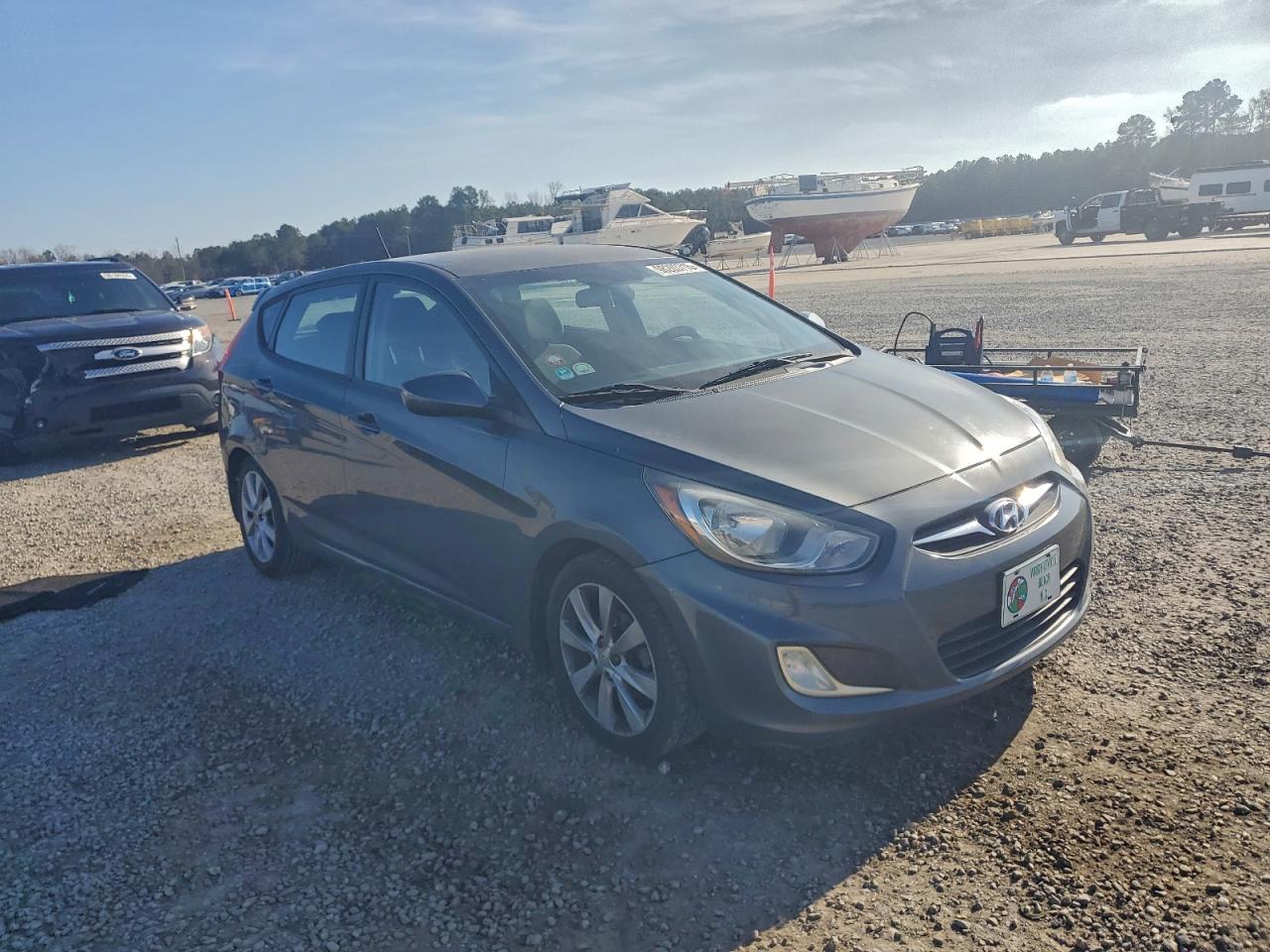 Hyundai ACCENT Gls Image 4