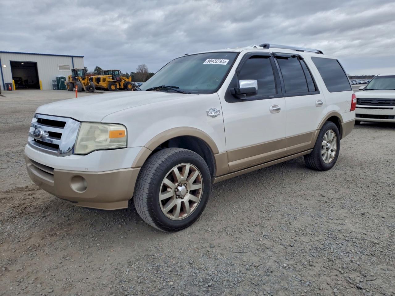 Ford Expedition Xlt Image 1