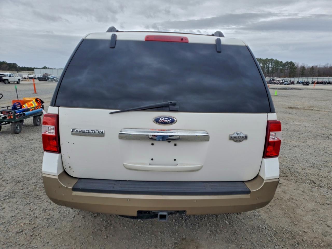 Ford Expedition Xlt Image 6