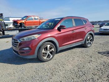  Salvage Hyundai TUCSON