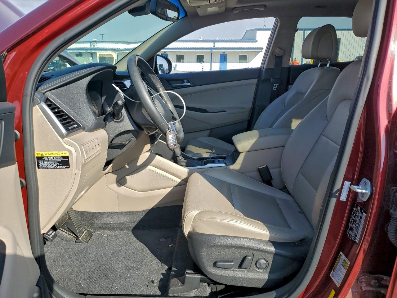 Hyundai TUCSON Limited Image 8