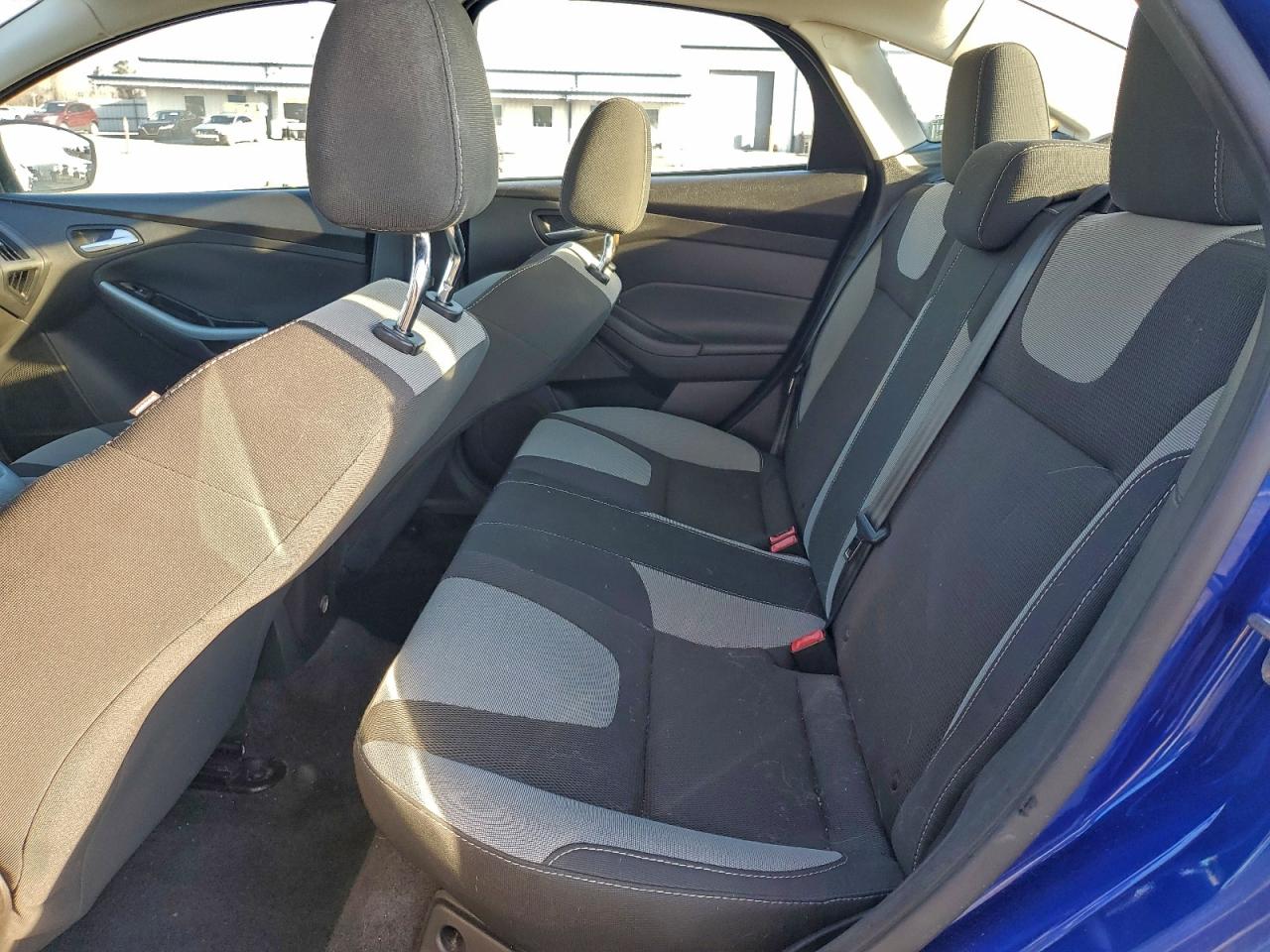 Ford Focus Se Image 12