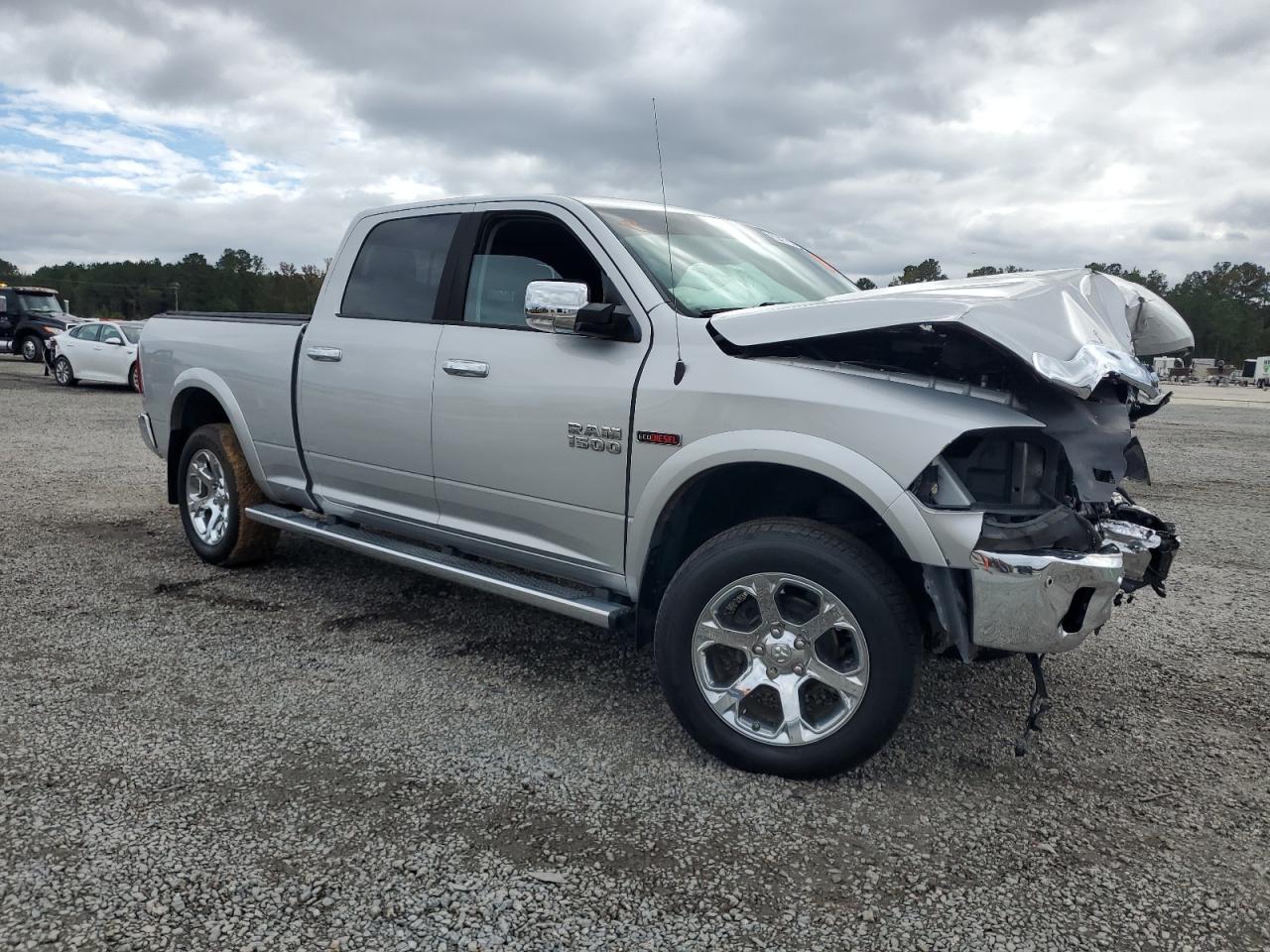 Ram 1500 Laramie Image 13