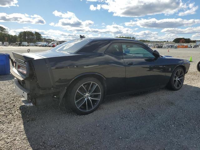 Dodge Challenger R/t 392 Image 2