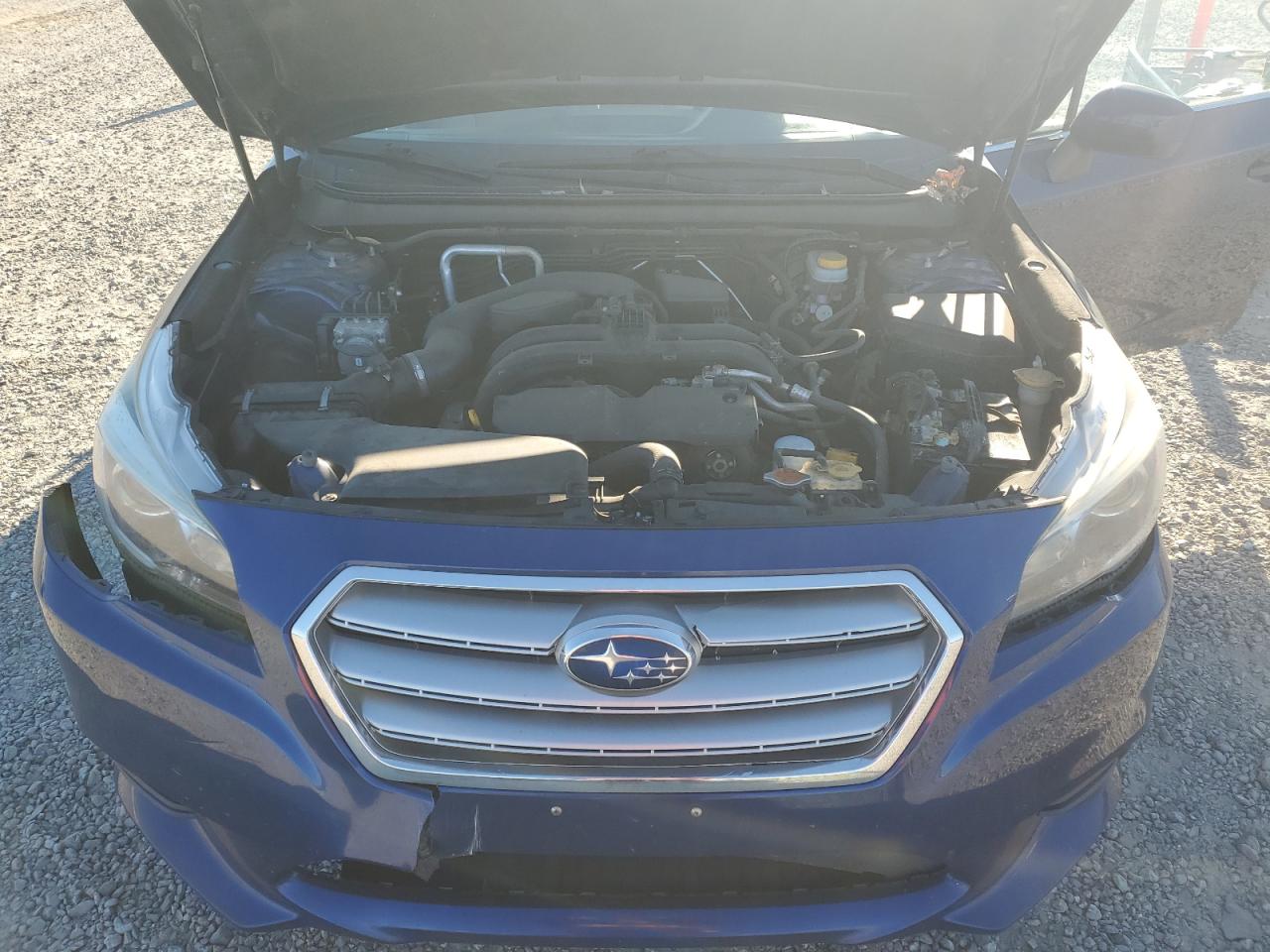 Subaru Legacy 2.5i Premium Image 2