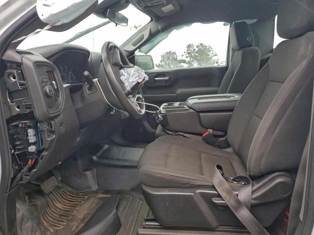 Chevrolet Silverado C1500 Image 5