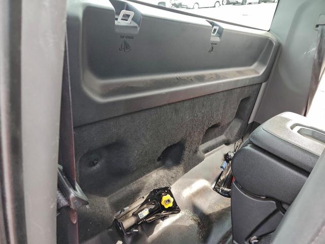 Chevrolet Silverado C1500 Image 3