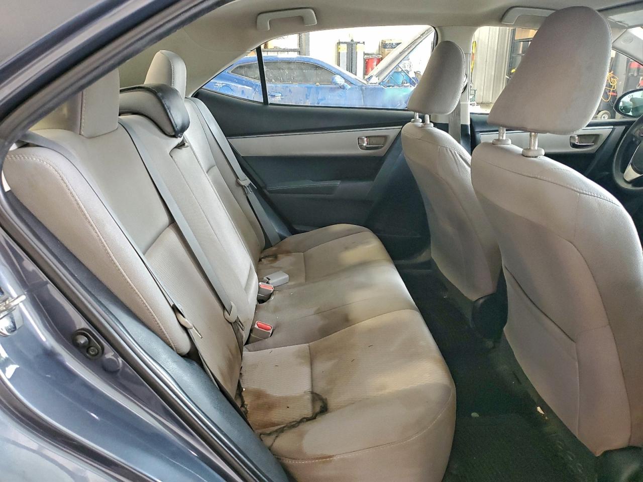 Toyota Corolla L Image 10