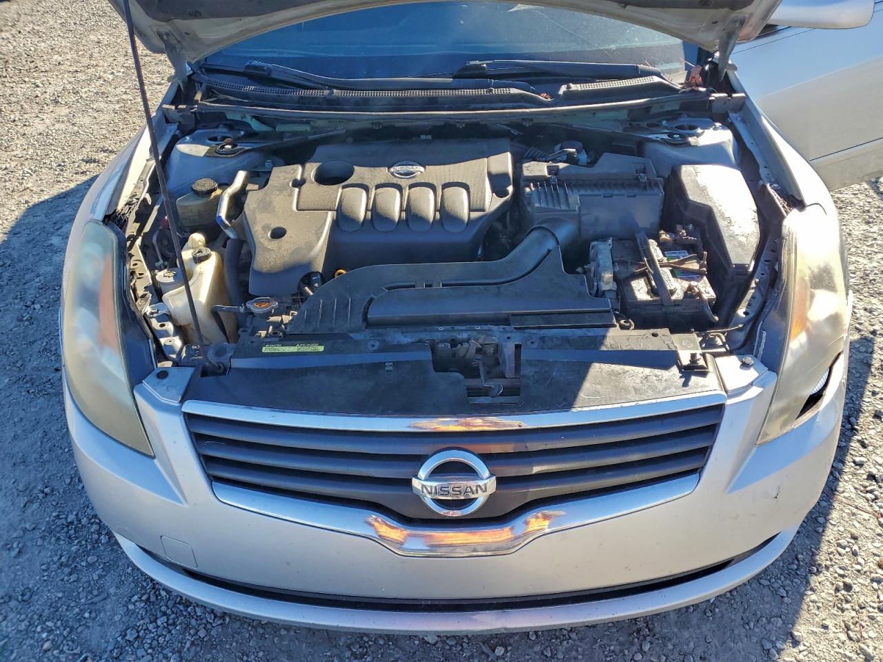 Nissan Altima 2.5 Image 8