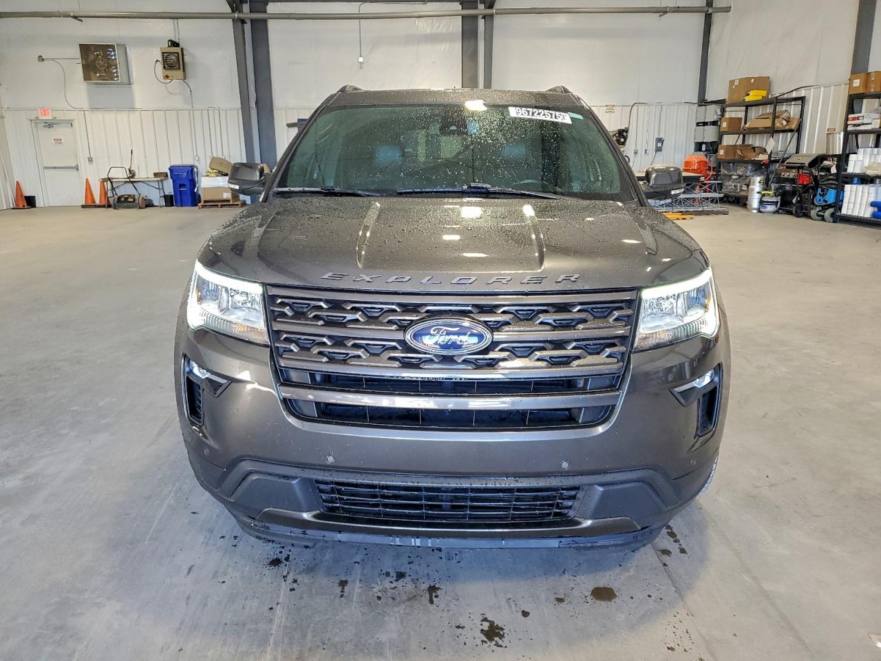 Ford Explorer Xlt Image 7