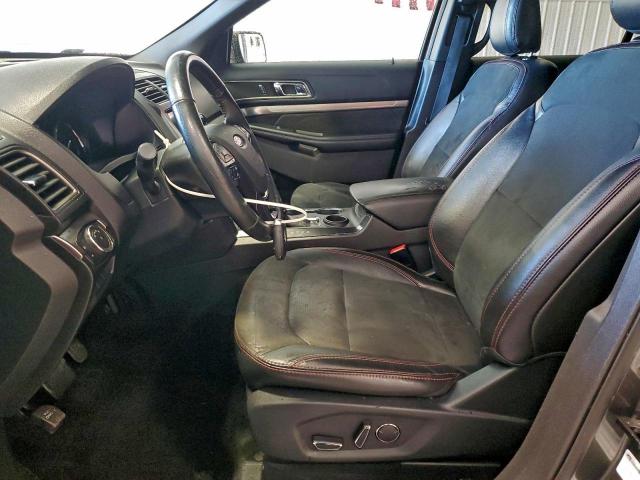 Ford Explorer Xlt Image 3