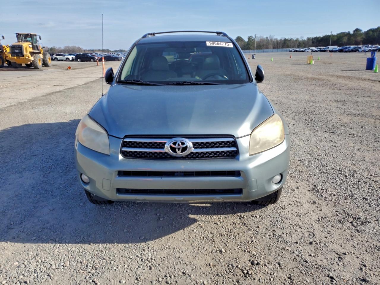 Toyota RAV4 Limited Image 2