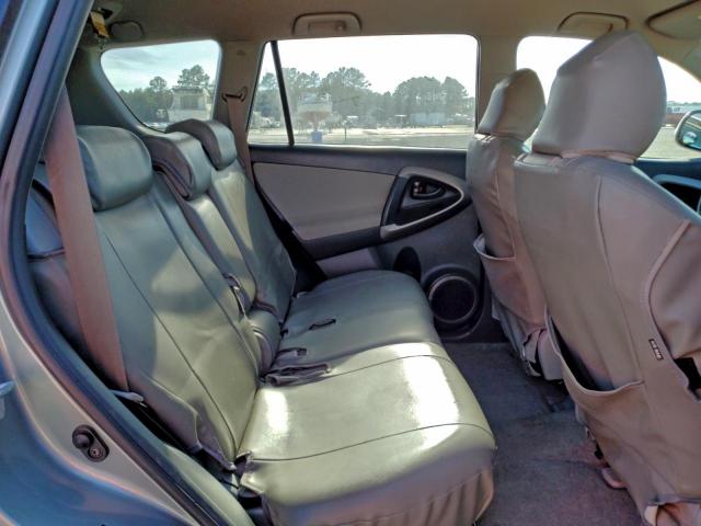 Toyota RAV4 Limited Image 4