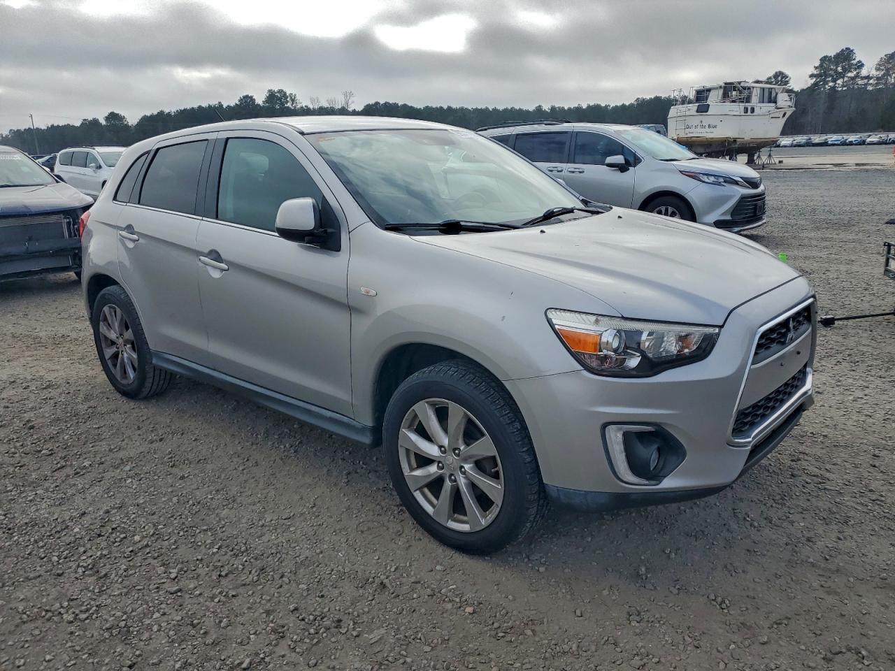 Mitsubishi Outlander Se Image 13