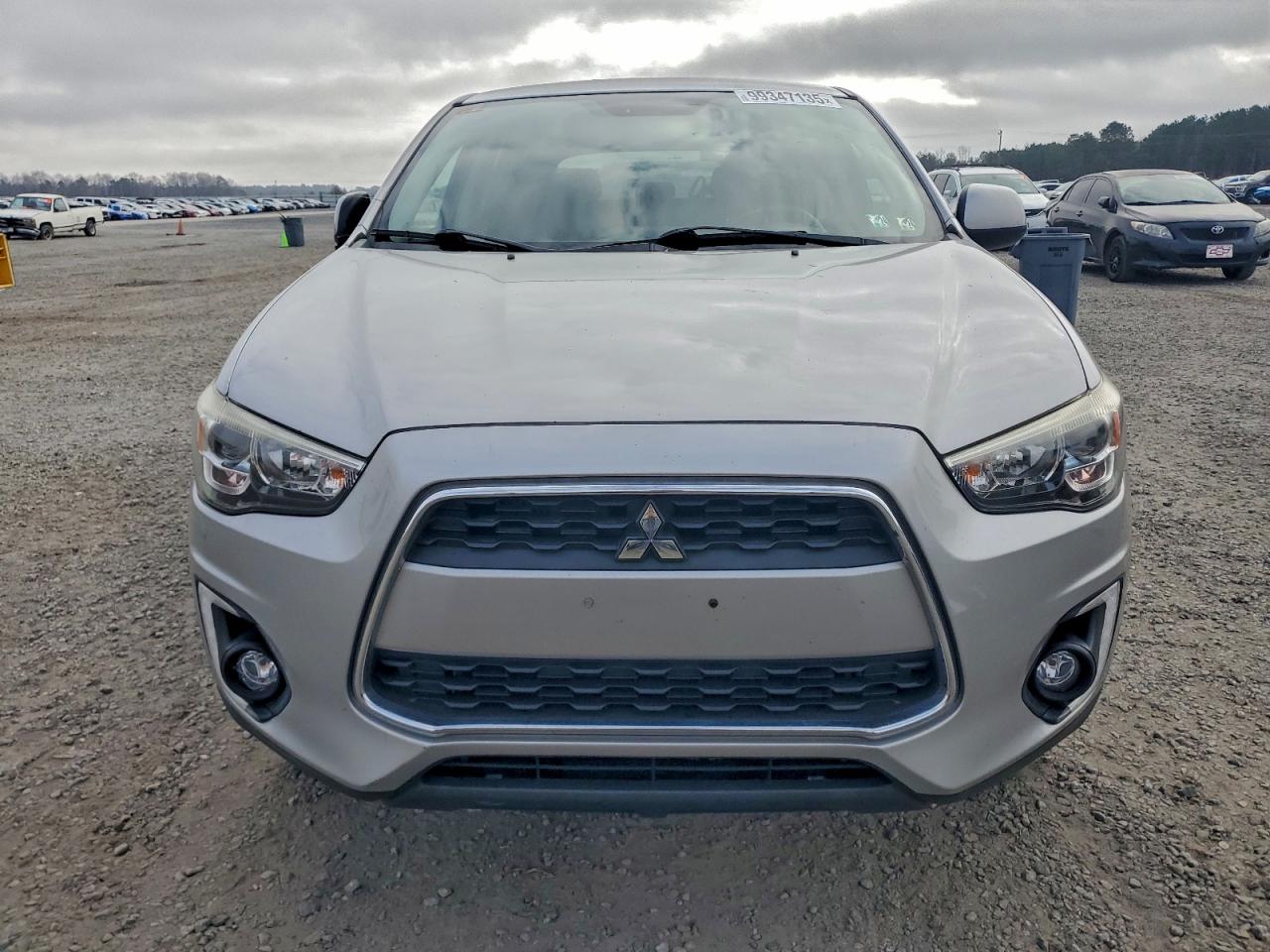 Mitsubishi Outlander Se Image 4