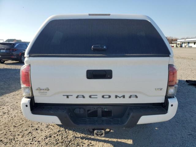 Toyota Tacoma Double Cab Image 11