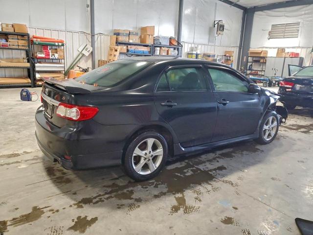 Toyota Corolla Base Image 3