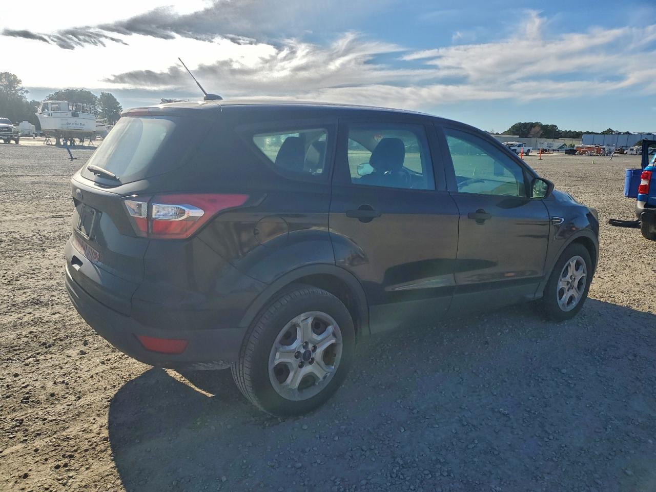 Ford Escape S Image 3