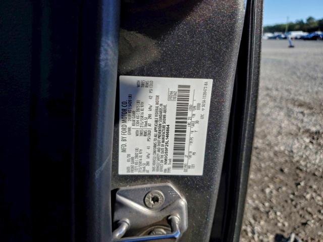 Ford Transit Xlt Image 12