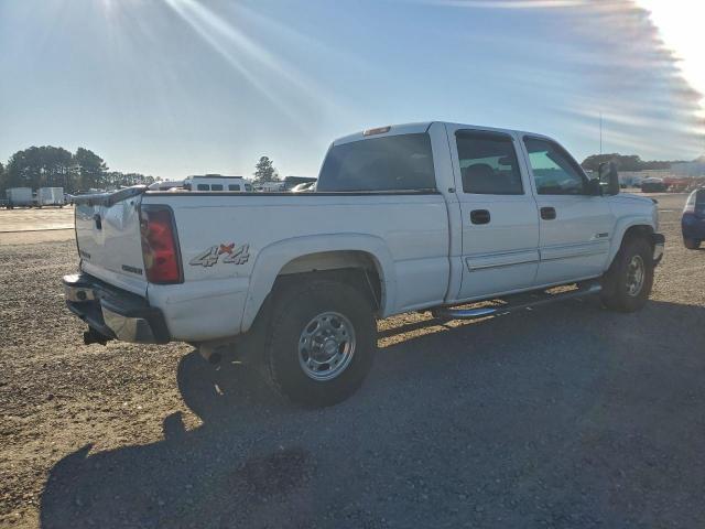 Chevrolet Silverado K2500 Image 12