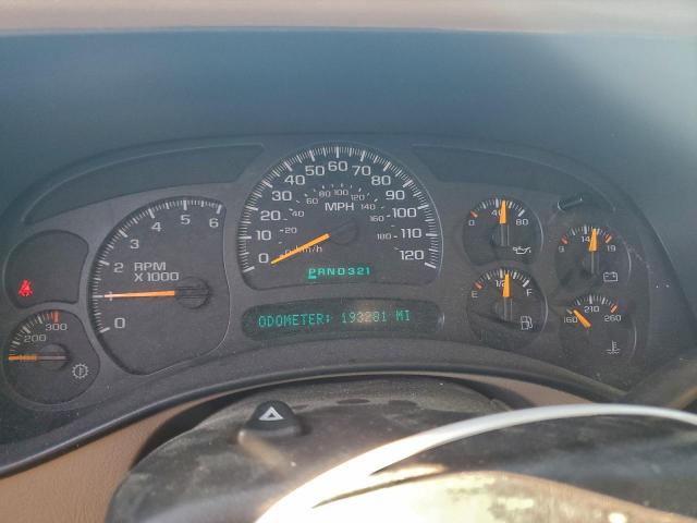 Chevrolet Silverado K2500 Image 9