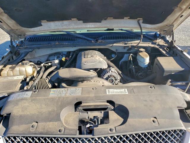 Chevrolet Silverado K2500 Image 6