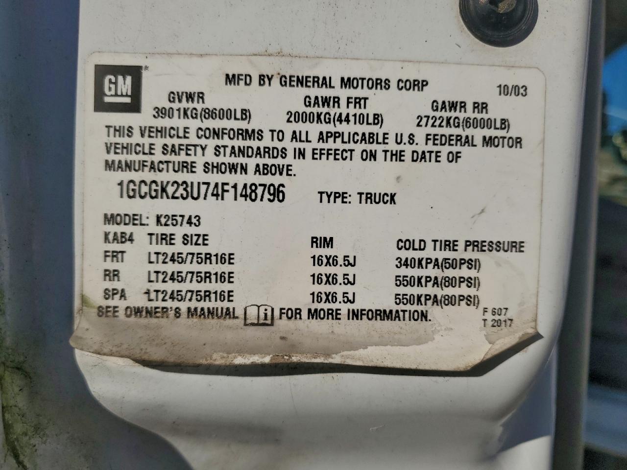 Chevrolet Silverado K2500 Image 8