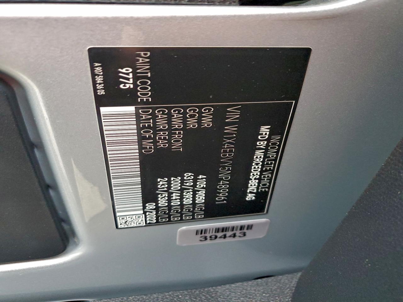 Mercedes-Benz Sprinter 2500 Image 10