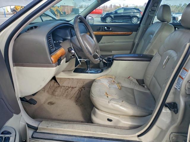 Lincoln Continental Image 7