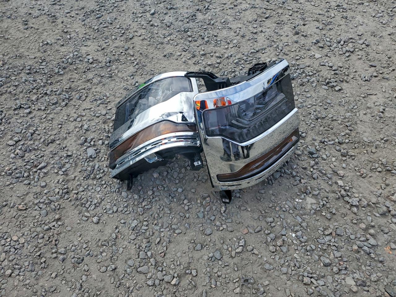 Chevrolet Silverado K1500 Image 12