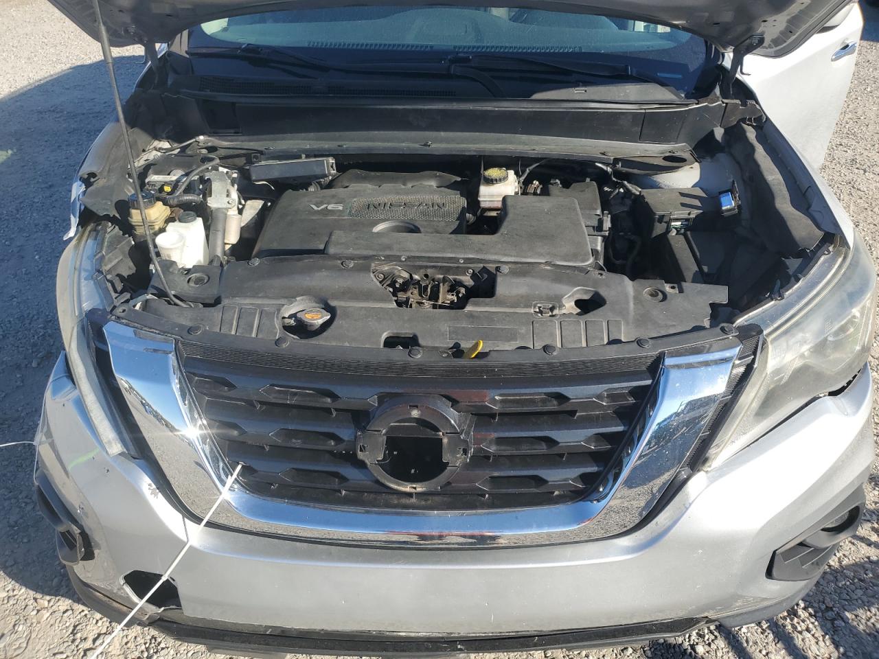 Nissan Pathfinder Sv Image 6