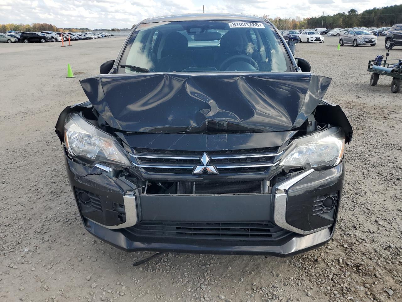 Mitsubishi Mirage Es Image 10