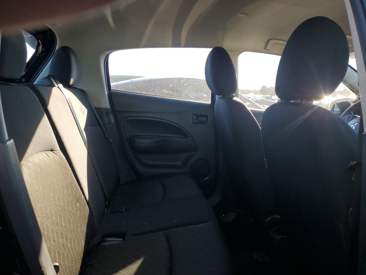 Mitsubishi Mirage Es Image 6