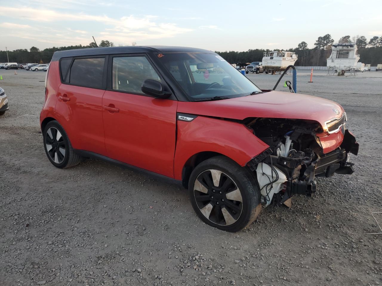 Kia Soul + Image 8