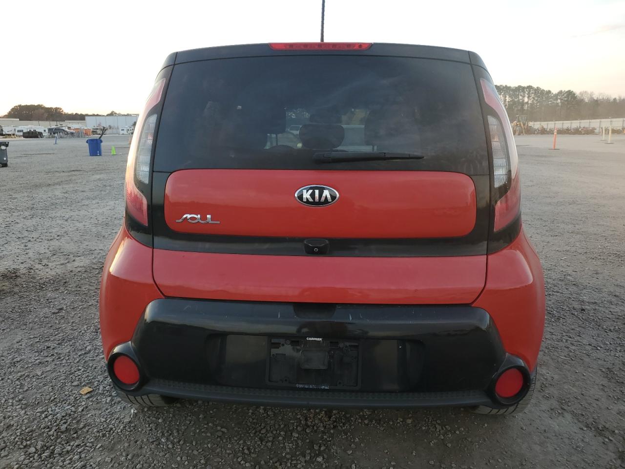 Kia Soul + Image 12