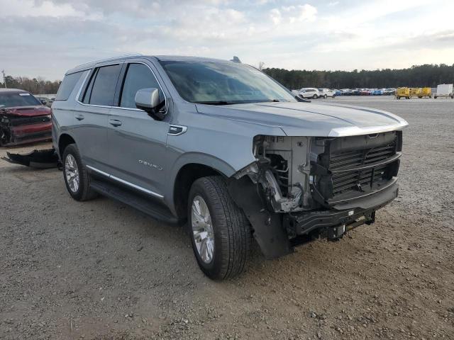 GMC Yukon Denali Image 3