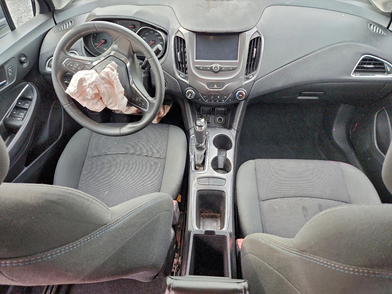 Chevrolet Cruze Lt Image 10