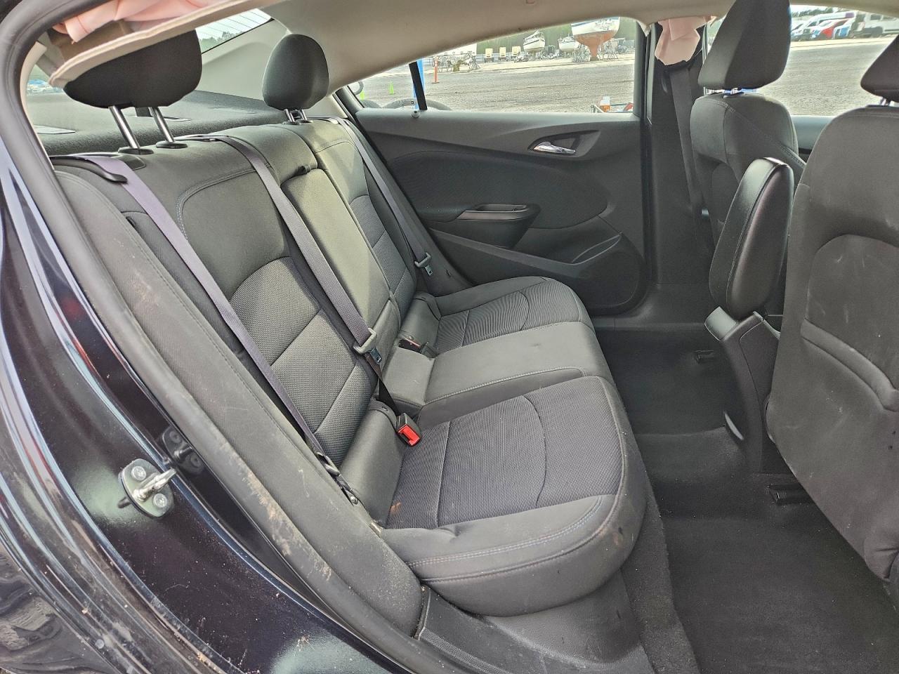 Chevrolet Cruze Lt Image 8