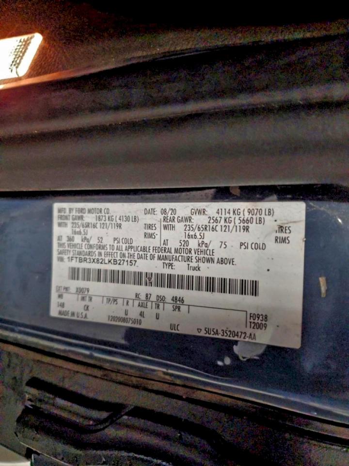 Ford Transit T-250 Image 6