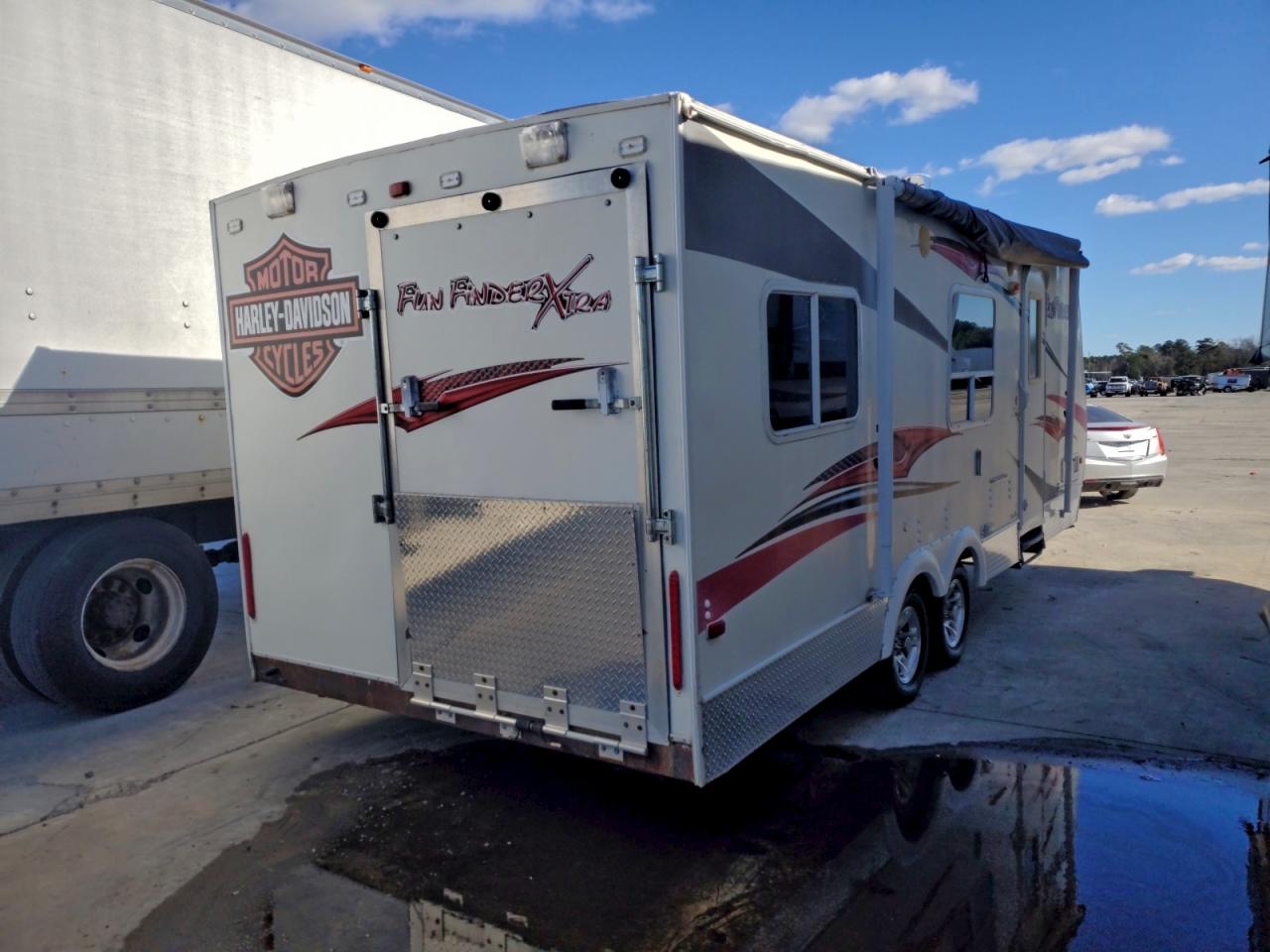 Camper Funrunner Image 4