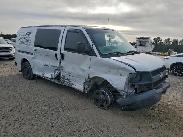 Chevrolet Express Image 7