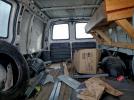 Chevrolet Express Image 4