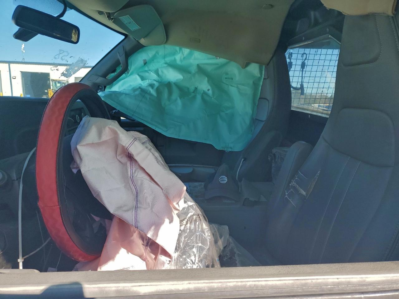 Chevrolet Express Image 5