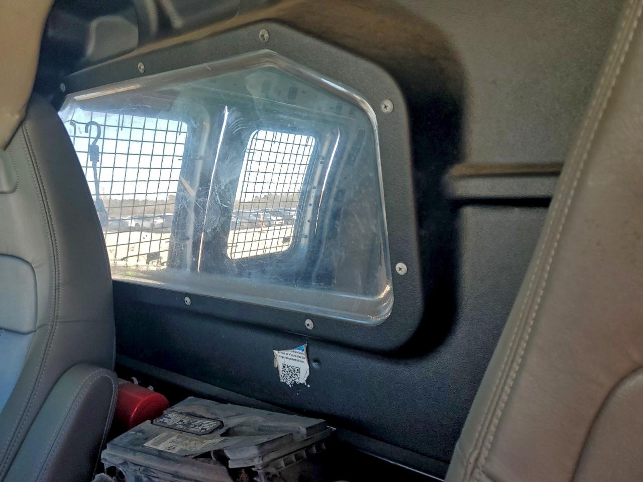 Chevrolet Express Image 10